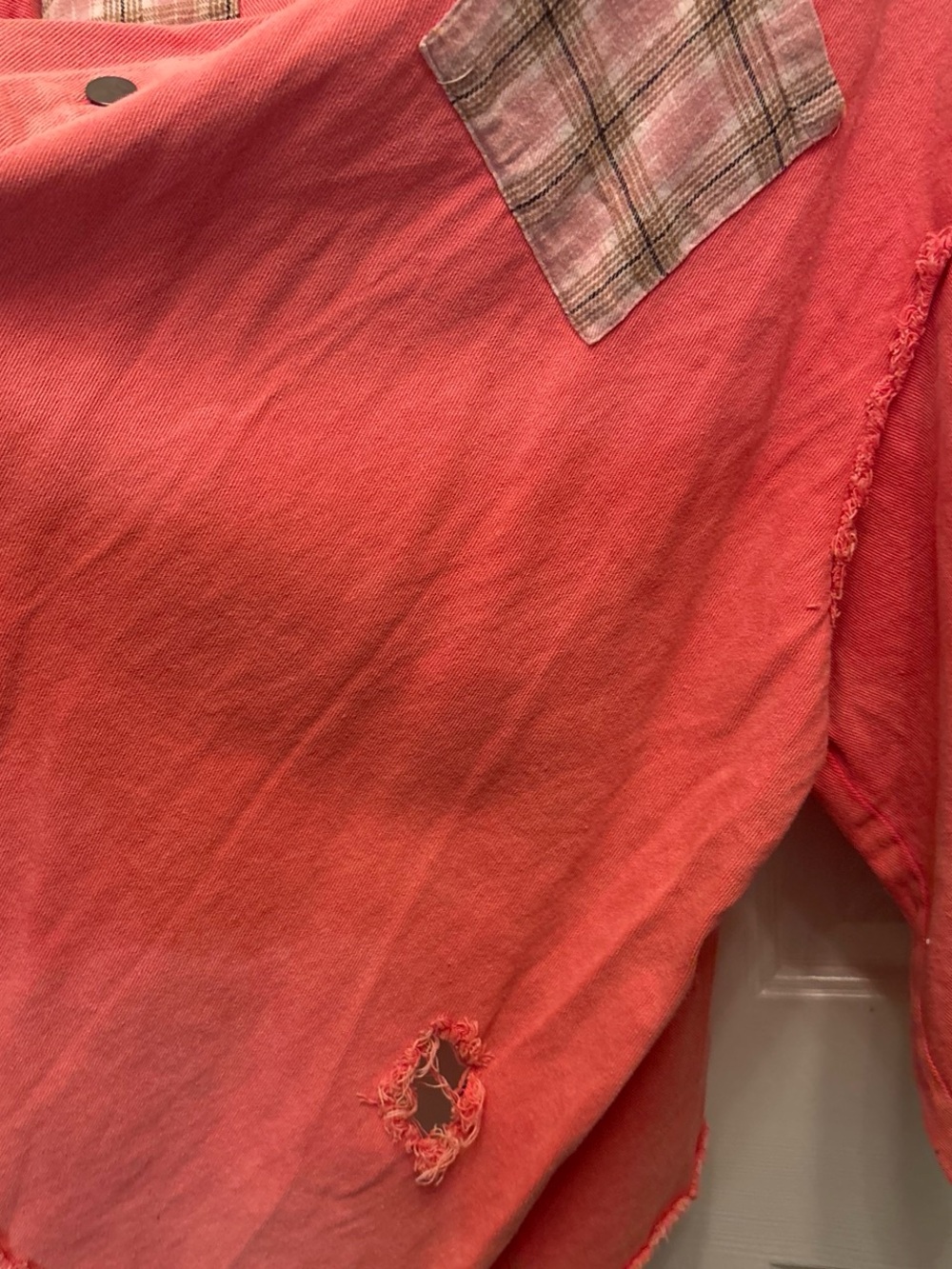 POL Coral Pink Asymmetrical Button Pullover Top - Picture 5 of 7